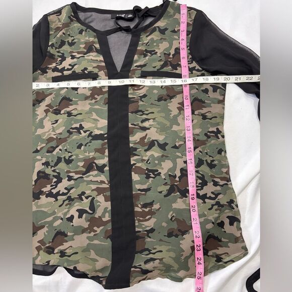 A.N.A Camouflage Semi Sheer Blouse Tunic Longsleeve Tie Neckline - Picture 4 of 4